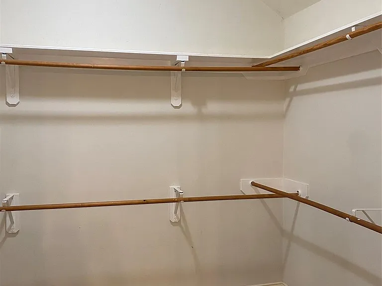 8312 Spinnaker Bay Ln — Photo 17