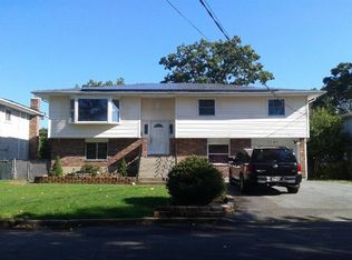 1289 America Ave, West Babylon, NY 11704