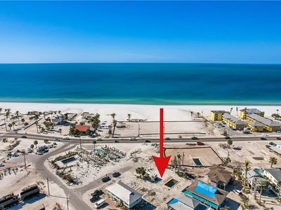 5615 Lewis St, Fort Myers Beach, FL, 33931
