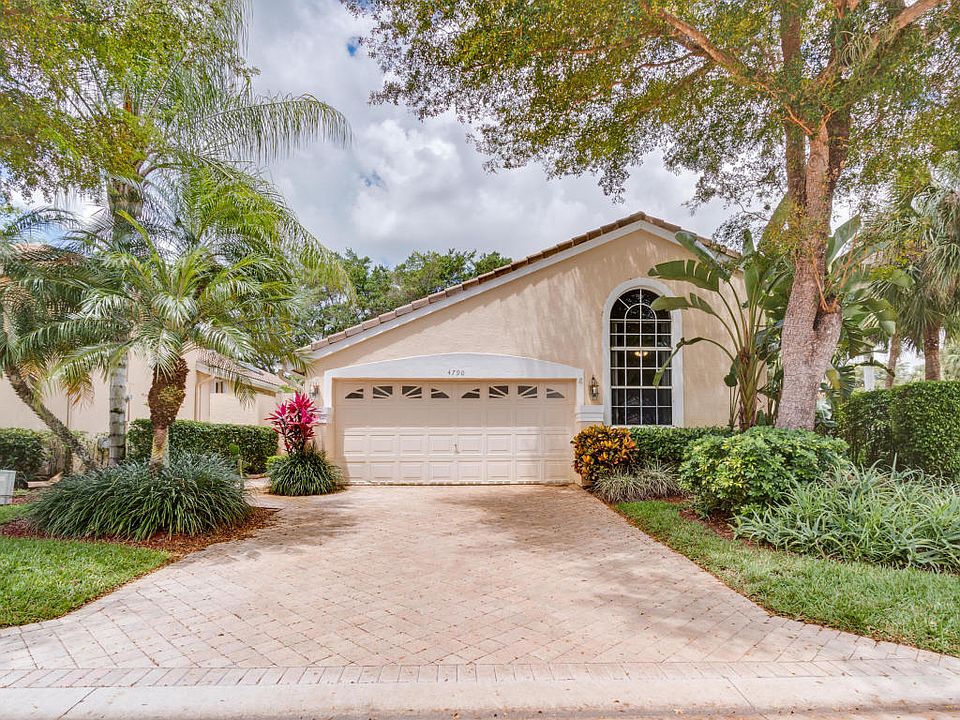 1st image of 4790 Carlton Golf Dr