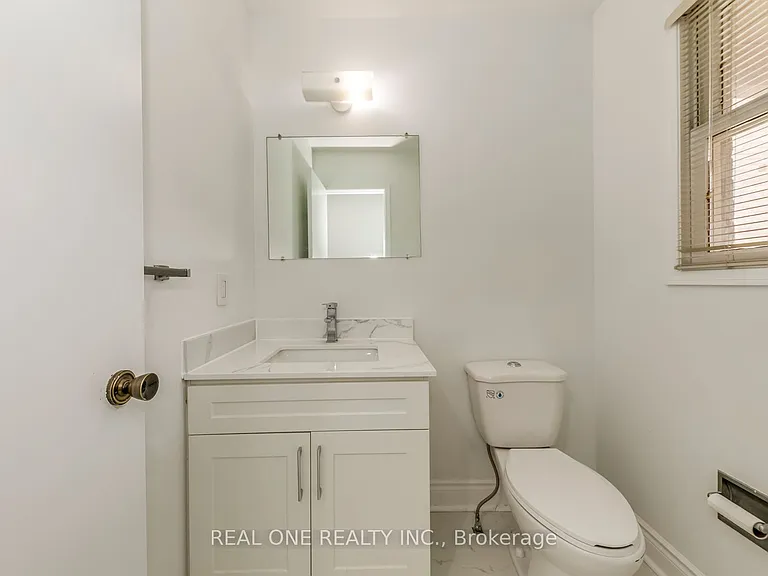 655 Paragon Pl E — Photo 26