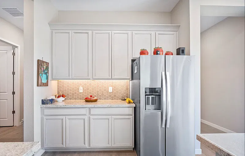 3 bed, 1983 sqft, $3,000 — Photo 4