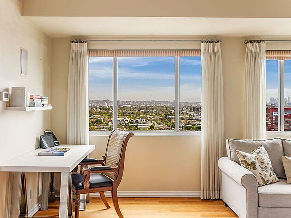 4th image of 838 N Doheny Dr APT 1407
