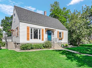 17646 State Line Ave, Lansing, IL 60438