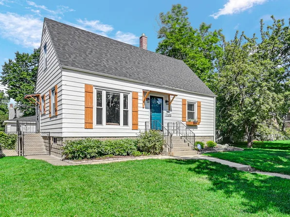 17646 State Line Ave, Lansing, IL 60438