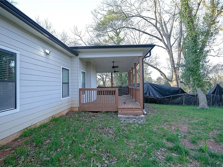 1452 Lockwood Dr SW — Photo 7