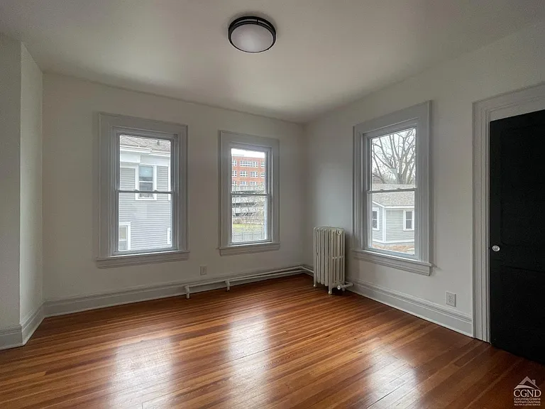 817 Columbia St #2 — Photo 19