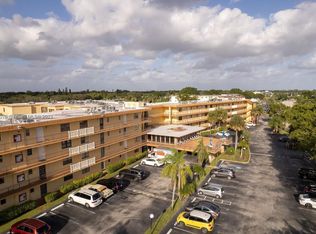 9273 SW 8th St APT 414, Boca Raton, FL 33428