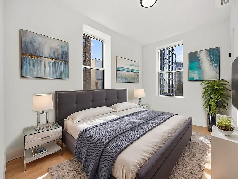 34-06 44th St #3R — Photo 17