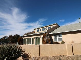 41 Walker Rd, Edgewood, NM 87015