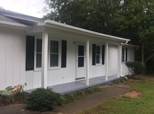 215 Sanders Rd, Central, SC 29630