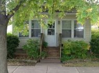 153 Oak St, Hampshire, IL