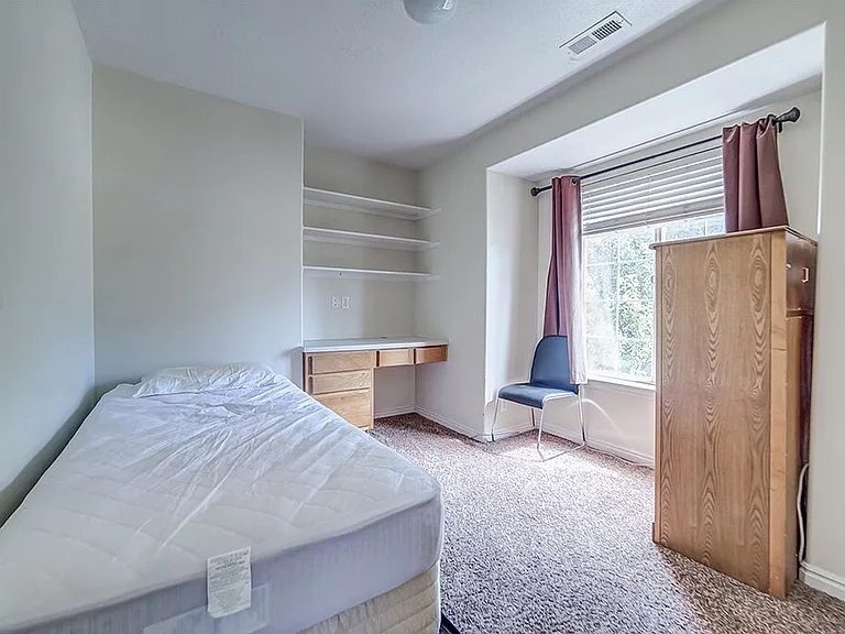 539 N University Ave #201 — Photo 9