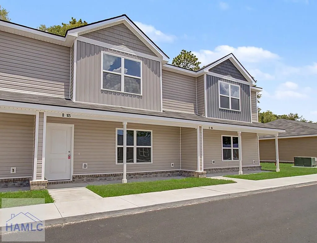 3 bed, 2.5 bath, 1120 sqft, $1,750 — Photo 3