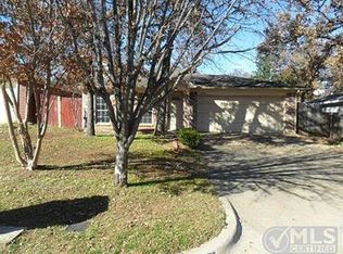 1210 Stone Creek Dr, Mansfield, TX 76063