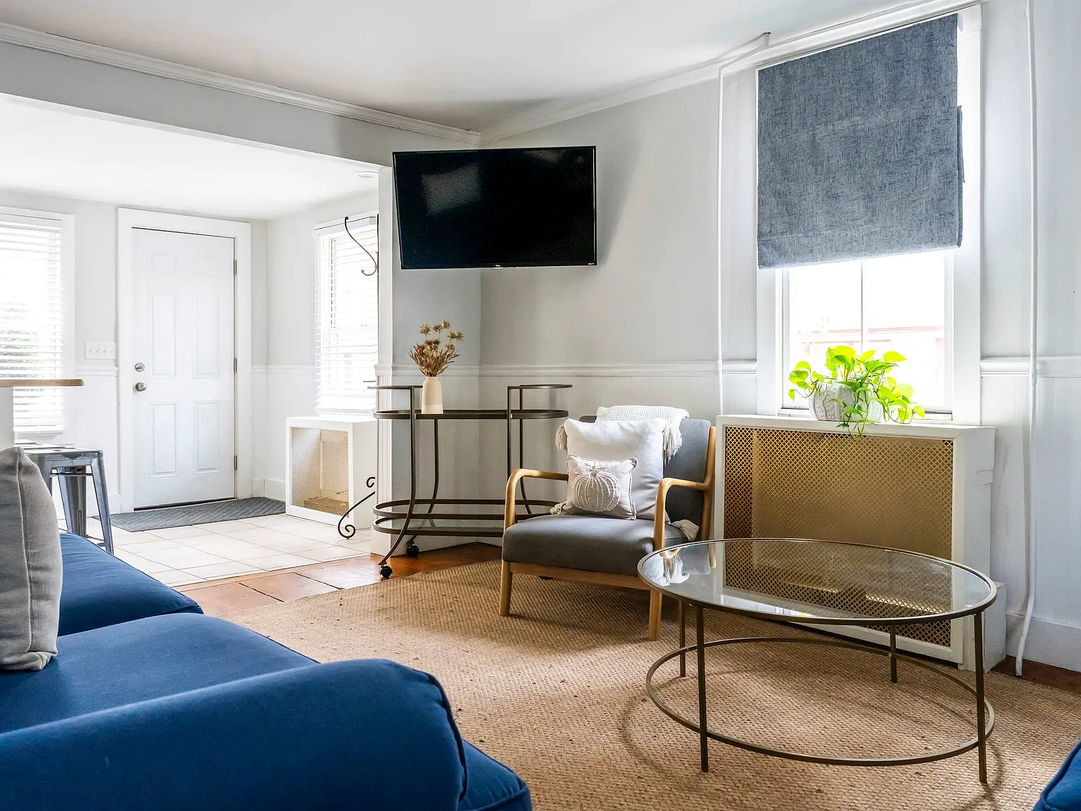 3 bed, 945 sqft, $3,250 — Photo 3