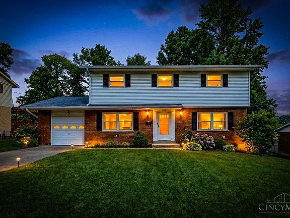 3rd image of 9369 Ranchill Dr