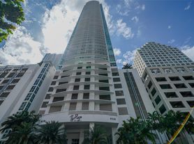 950 Brickell Bay Dr