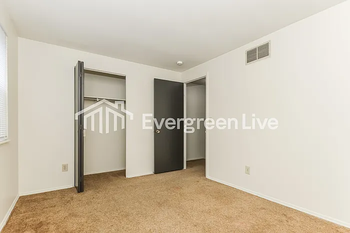 7677 Mount Hood Dr — Photo 10