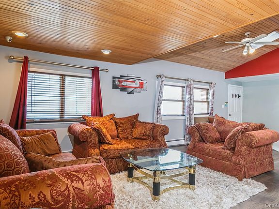 5th image of 84 Corbin Avenue