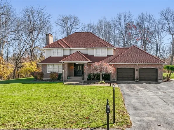 12 Hanson Ln, Dracut, MA 01826