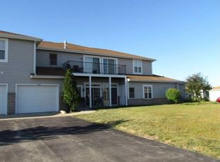 6623 102nd St UNIT 1AA, Pleasant Prairie, WI 53158