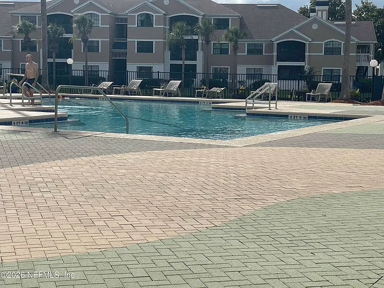 805 Boardwalk Dr #523 — Photo 16