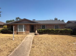 1531 Brook Valley Ln, Dallas, TX 75232