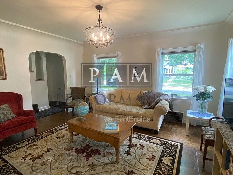 2922 S 48th St — Photo 3