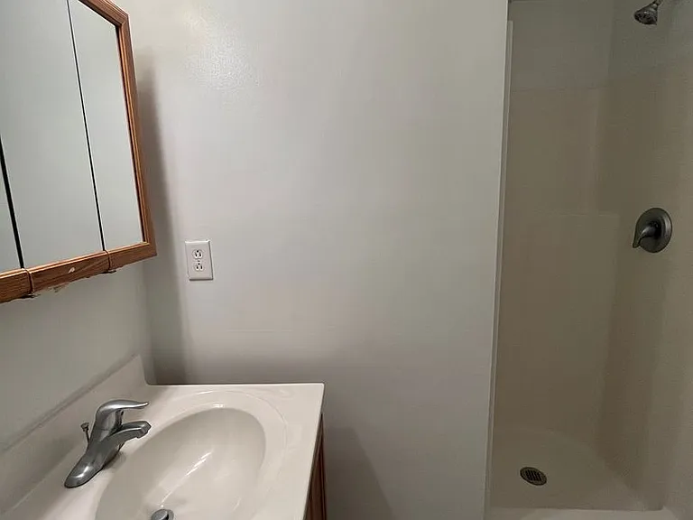 1700-1790 Liberty Ln — Photo 56