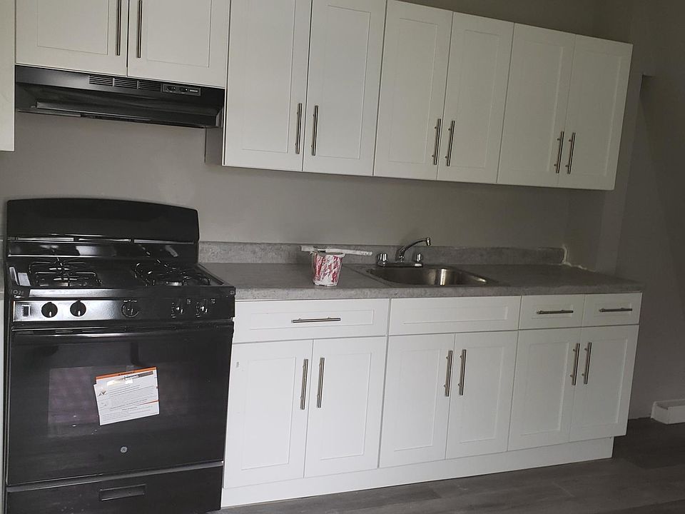 1st image of 306 Woodside Ave #0