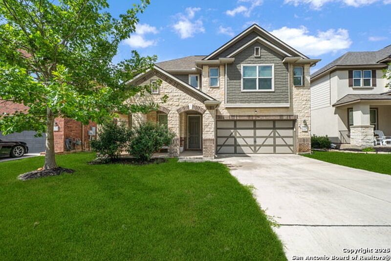 1st image of 11312 Red Oak Turn