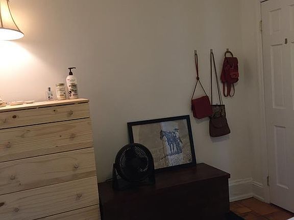 5th image of 76 Douglass St APT 4R