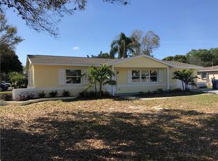 6154 44th Ave N, Kenneth City, FL 33709