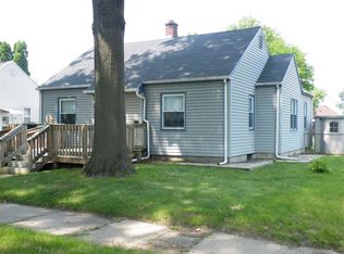 828 Kern St, Waterloo, IA 50703