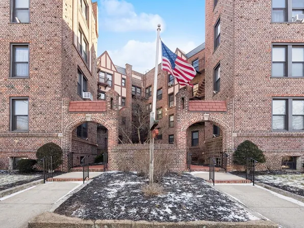 12 Hempstead Avenue #4F, Rockville Centre, NY 11570