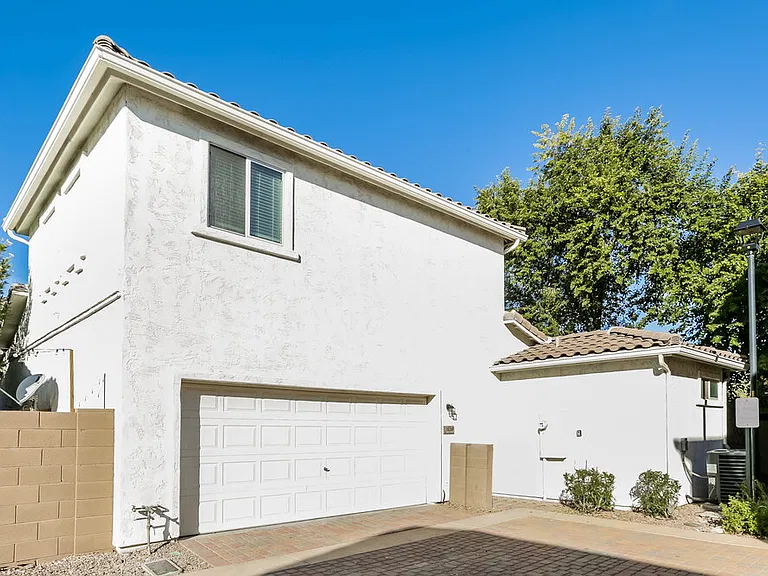 10260 E Isleta Ave — Photo 17