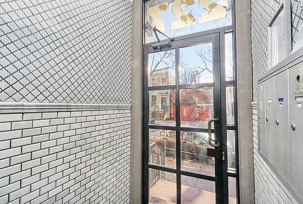 Rented by Bedford Brownstone Realty | media 40