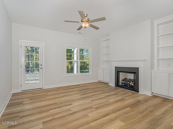4th image of 46 Trescott Street