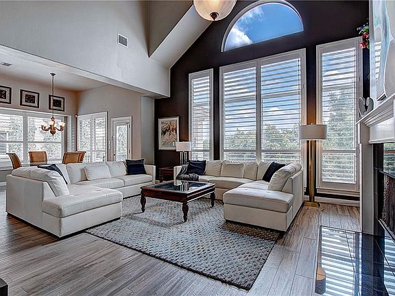 5th image of 416 Luna Vista Dr #B