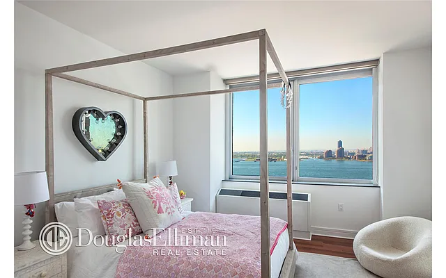 Sold by Douglas Elliman | media 6