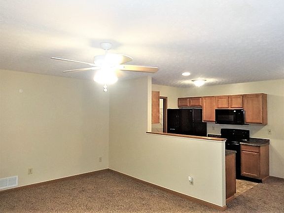 3rd image of 5393 Longworth Dr