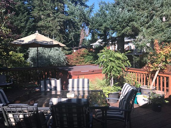 2nd image of 12648 NE 73rd St