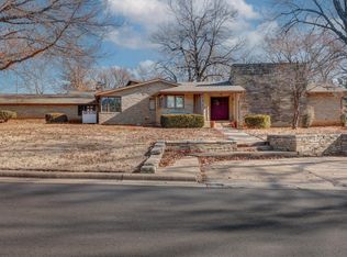 1010 Mound St, Winfield, KS 67156