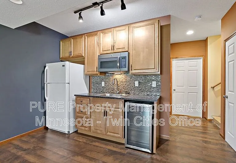 1491 Pembroke Pass — Photo 10