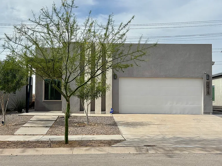 14928 John McNeely Ave — Photo 1