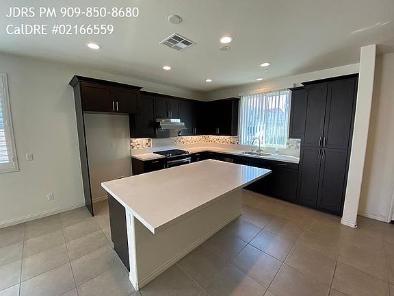 4th image of 15925 Mentz Ct