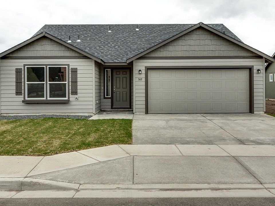 1st image of 745 Osprey Dr