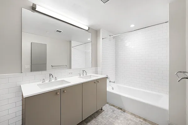 Rented by Corcoran | media 18