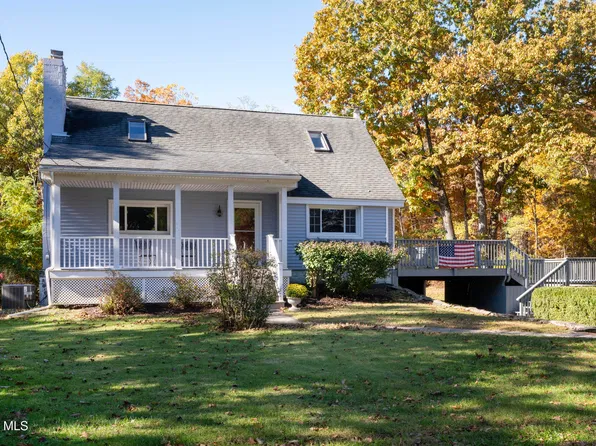 829 Middle Street, Niskayuna, NY 12309